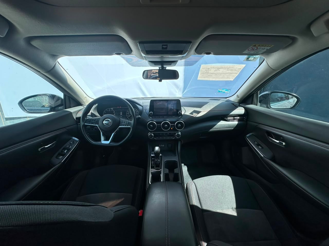 2023 Nissan Sentra SR BI-TONO L4 2.0L 145 CP 4 PUERTAS AUT BA AA
