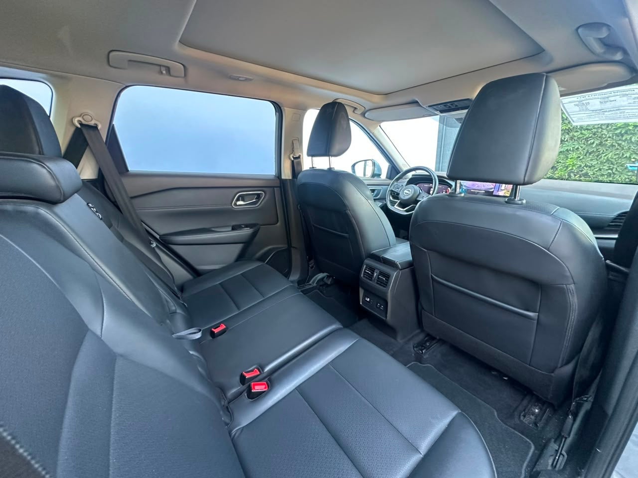 2023 Nissan X-Trail PLATINUM, L4, 2.5L, 181 CP, 5 PUERTAS, AUT CVT