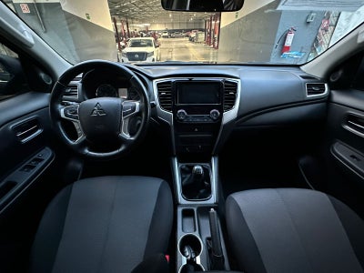 2024 Mitsubishi L200 GLX, L4, 2.4L, 126 CP, 4 PUERTAS, STD