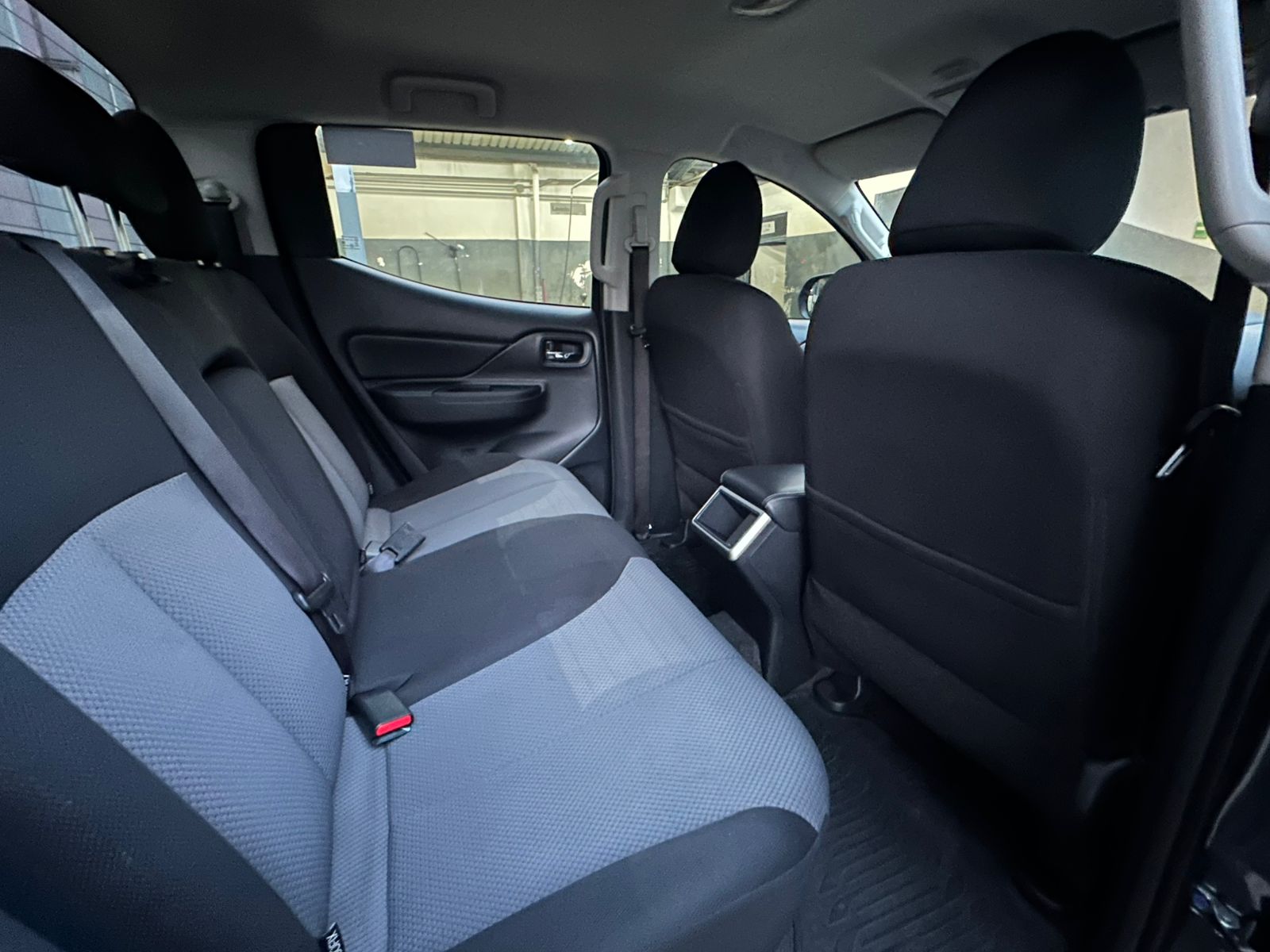 2024 Mitsubishi L200 GLX, L4, 2.4L, 126 CP, 4 PUERTAS, STD