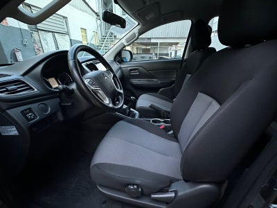 2024 Mitsubishi L200 GLX, L4, 2.4L, 126 CP, 4 PUERTAS, STD