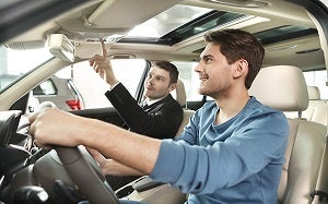 Schedule a test drive at Nissan Morelia Acueducto in Morelia, Michoacán de Ocampo, México.